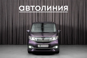 Минивэн Honda Stepwgn 2015 года, 1899000 рублей, Красноярск