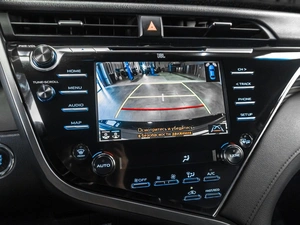 Седан Toyota Camry 2018 года, 2679000 рублей, Тюмень