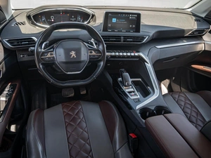 Внедорожник Peugeot 5008 2019 года, 1599000 рублей, Краснодар