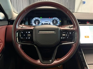 Внедорожник Land Rover Range Rover Evoque 2024 года, 5990000 рублей, Павловская Слобода