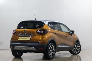 Внедорожник Renault Captur 2017 года, 1589000 рублей, Новокузнецк