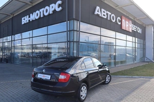 Хэтчбек Skoda Rapid 2016 года, 1100000 рублей, Мирное