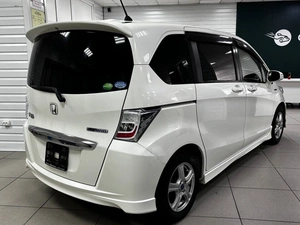 Минивэн Honda Freed 2012 года, 999000 рублей, Ачинск