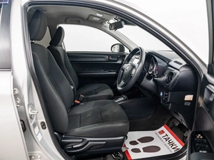Седан Toyota Corolla Axio 2020 года, 1440000 рублей, Красноярск