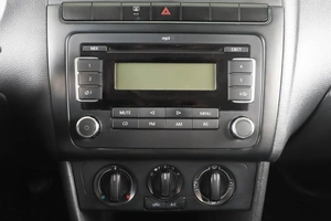 Седан Volkswagen Polo 2015 года, 699000 рублей, Пермь