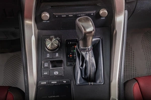 Внедорожник Lexus NX 2018 года, 3399000 рублей, Томск