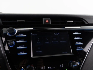 Седан Toyota Camry 2018 года, 2687444 рублей, Москва