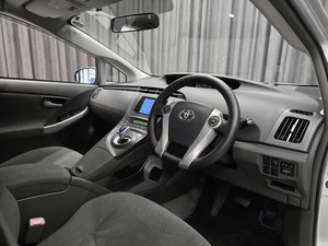 Лифтбек Toyota Prius 2010 года, 895000 рублей, Красноярск