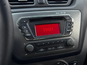 Седан Kia Rio 2013 года, 819000 рублей, Ижевск