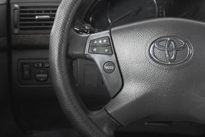Седан Toyota Avensis 2006 года, 999000 рублей, Кемерово