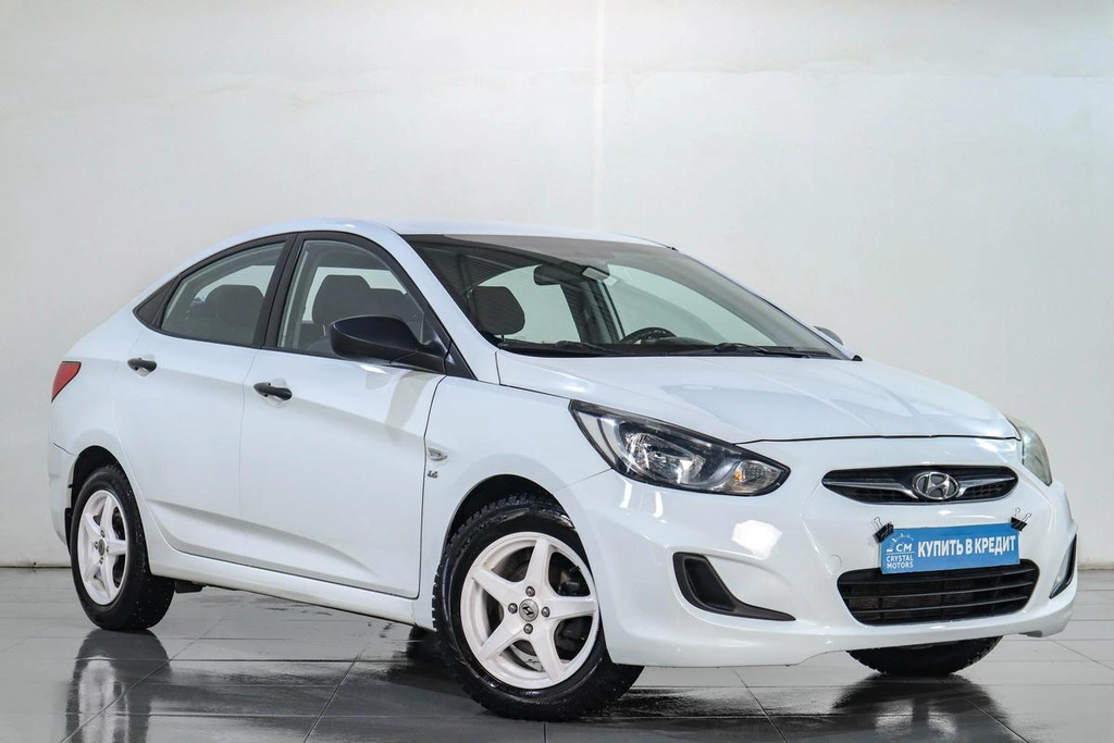 Седан Hyundai Solaris 2014 года, 849000 рублей, Челябинск