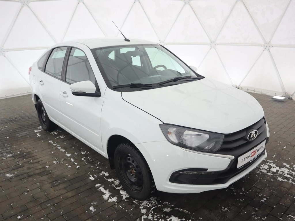 Седан ВАЗ (LADA) Granta 2023 года, 900000 рублей, Орёл