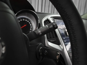 Хетчбэк Opel Astra 2013 года, 956000 рублей, Ставрополь