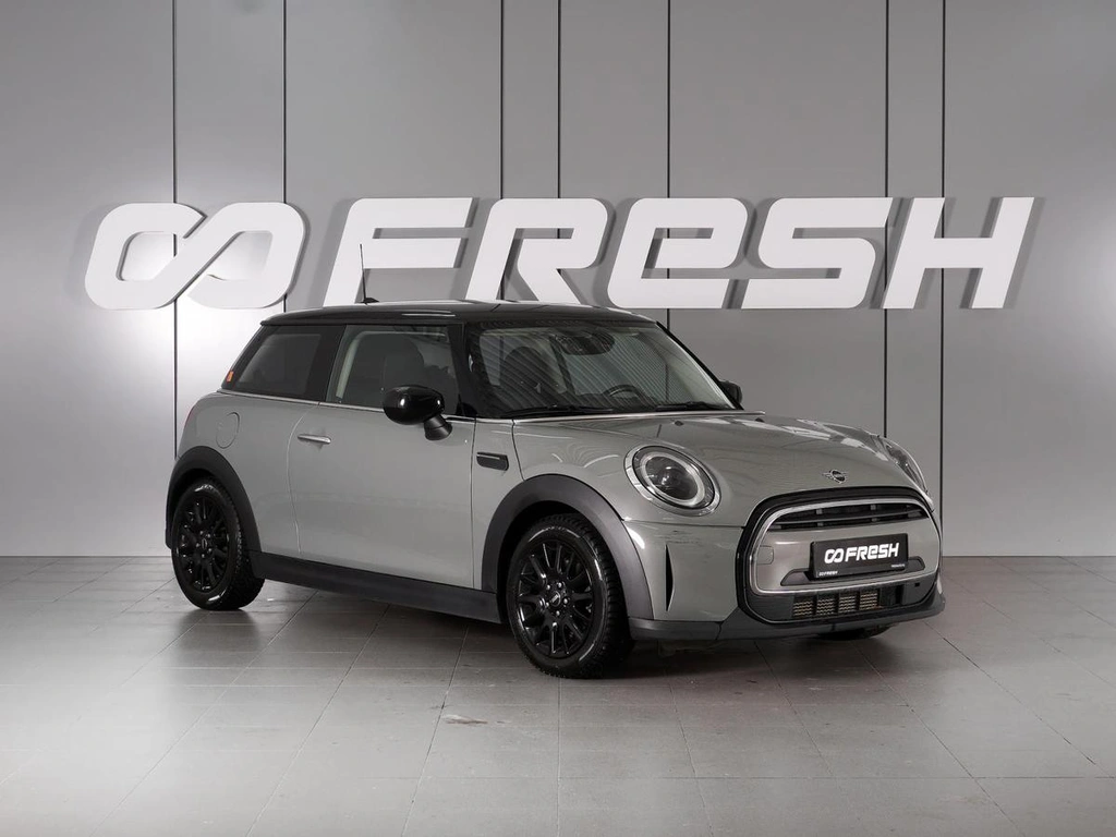 Хетчбэк MINI Cooper 2022 года, 2698000 рублей, Красный Пахарь