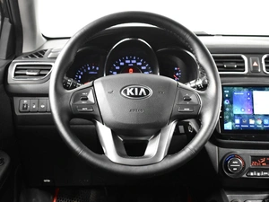 Седан Kia Rio 2013 года, 815200 рублей, Казань