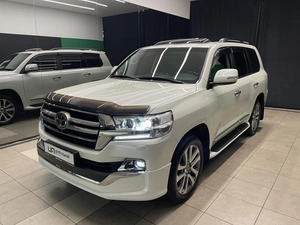 Внедорожник Toyota Land Cruiser 2018 года, 8600000 рублей, Красноярск