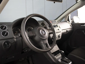 Хетчбэк Volkswagen Golf Plus 2011 года, 660000 рублей, Омск