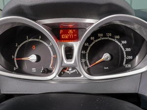 Хетчбэк Ford Fiesta 2011 года, 819000 рублей, Воронеж