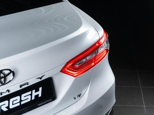 Седан Toyota Camry 2019 года, 3439000 рублей, Сургут