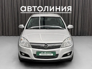 Хетчбэк Opel Astra 2010 года, 649000 рублей, Красноярск
