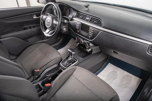 Седан Kia Rio 2017 года, 1369000 рублей, Томск