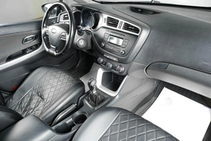 Хетчбэк Kia Ceed 2013 года, 999000 рублей, Тюмень