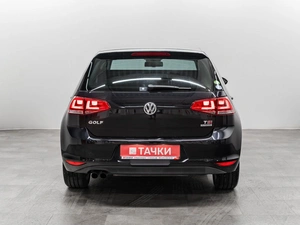 Хетчбэк Volkswagen Golf 2013 года, 1300000 рублей, Красноярск