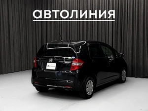 Хетчбэк Honda Fit 2013 года, 845000 рублей, Красноярск