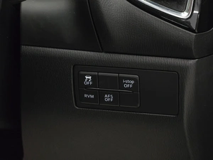 Седан Mazda Axela 2015 года, 1299000 рублей, Красноярск