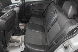 Седан Opel Astra 2011 года, 749000 рублей, Барнаул