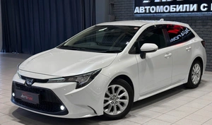 Универсал Toyota Corolla 2019 года, 1680000 рублей, Красноярск
