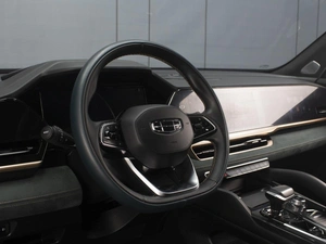 Внедорожник Geely Monjaro 2023 года, 3450000 рублей, Омск