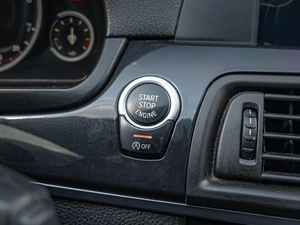 Седан BMW 5 серия 2013 года, 1780000 рублей, Краснодар