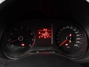 Седан Volkswagen Polo 2011 года, 720000 рублей, Тюмень