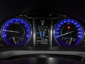 Седан Toyota Camry 2015 года, 1979000 рублей, Воронеж