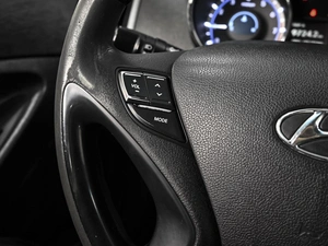 Седан Hyundai Sonata 2011 года, 1078000 рублей, Ставрополь