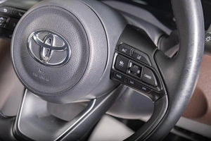 Внедорожник Toyota Yaris Cross 2020 года, 2299000 рублей, Томск