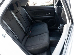 Седан Hyundai Elantra 2021 года, 2080000 рублей, Краснодар