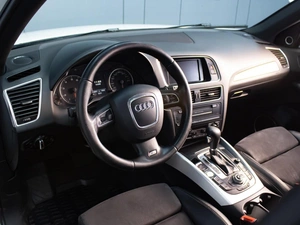 Внедорожник Audi Q5 2011 года, 1180000 рублей, Омск