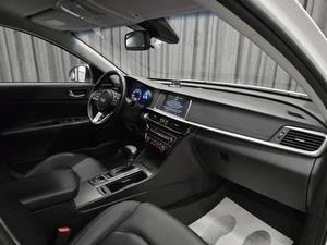 Седан Kia K5 2019 года, 1849000 рублей, Красноярск