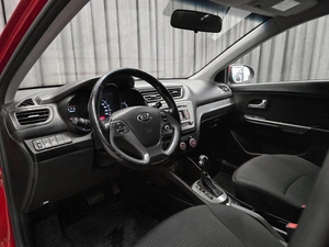 Седан Kia Rio 2016 года, 999000 рублей, Красноярск