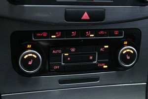 Универсал Volkswagen Passat 2011 года, 1038000 рублей, Солонцы