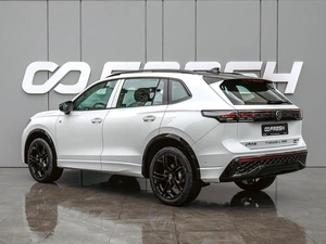 Внедорожник Volkswagen Tiguan L 2025 года, 4890000 рублей, Краснодар