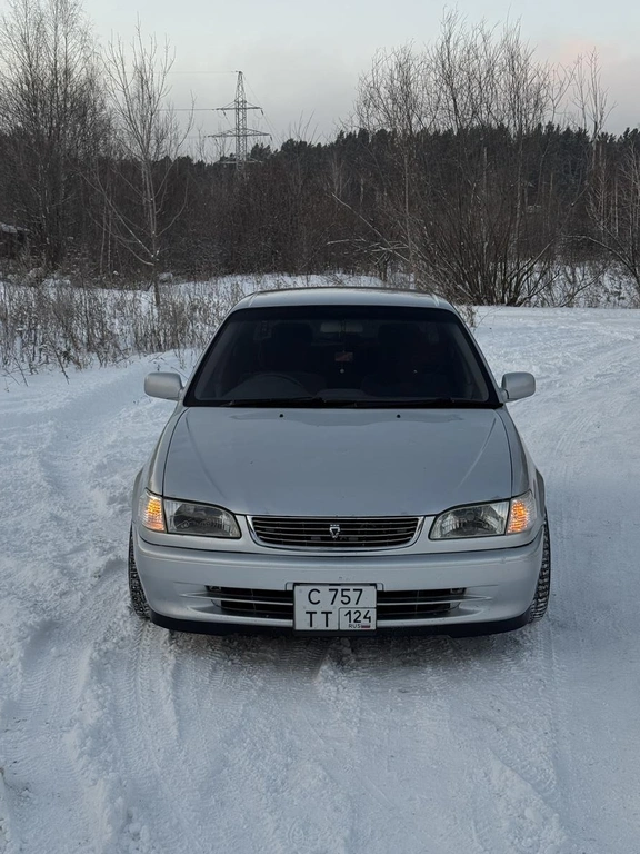 Седан Toyota Corolla 2000 года, 495000 рублей, Красноярск