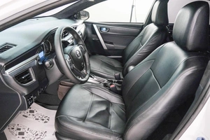 Седан Toyota Corolla 2013 года, 1649000 рублей, Красноярск