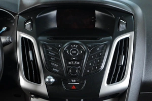 Хетчбэк Ford Focus 2012 года, 749000 рублей, Тюмень