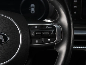 Седан Kia K5 2021 года, 2340000 рублей, Омск