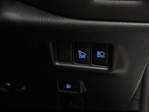 Внедорожник Toyota C-HR 2018 года, 2127000 рублей, Красноярск