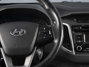 Внедорожник Hyundai Creta 2019 года, 1860000 рублей, Омск