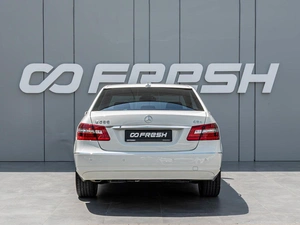Седан Mercedes-benz E-класс 2010 года, 2030000 рублей, Краснодар